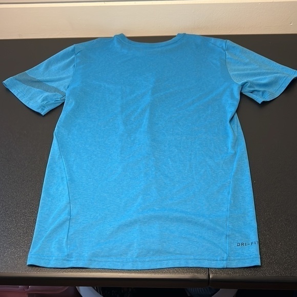 Nike Dri Fit Baby Blue Tshirt SZ Small - Picture 4 of 6